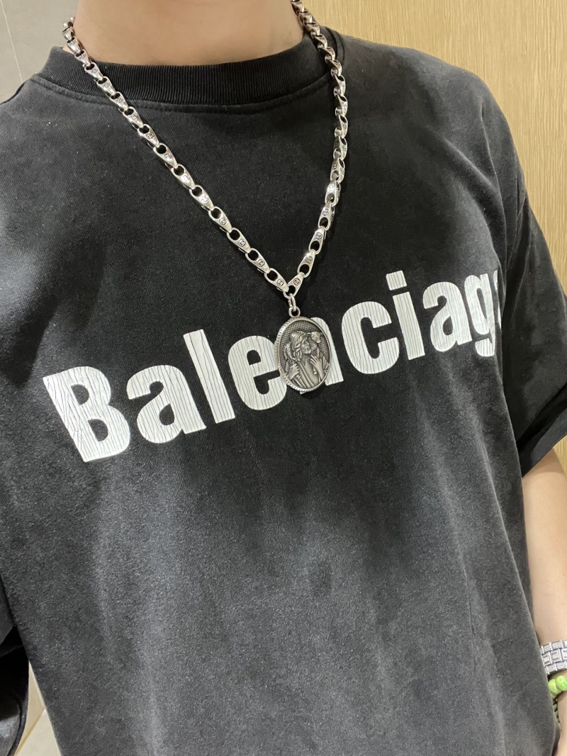 Gucci Necklaces